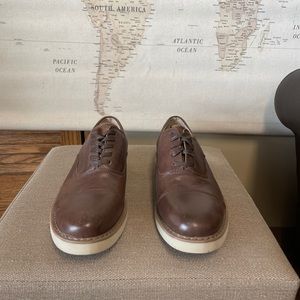 Bass Oxford dress shoes